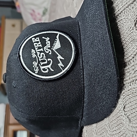 Nwot Lustre Pearl Dever Snapback Hat - Picture 3 of 6